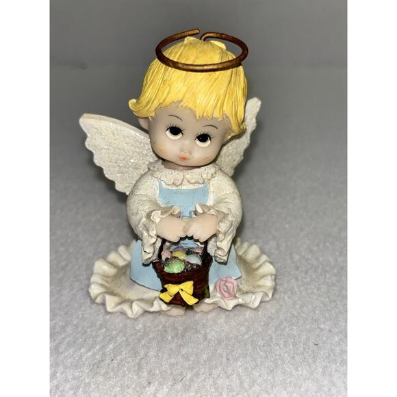 Enesco Ruth Morehead Holly Babes 1991 Sparkling Angel Carrying a basket of Eggs? - Picture 3 of 9